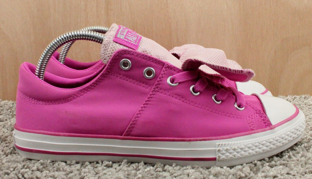Converse Pink Sneakers Junior 6 Low Top Canvas Lace Up